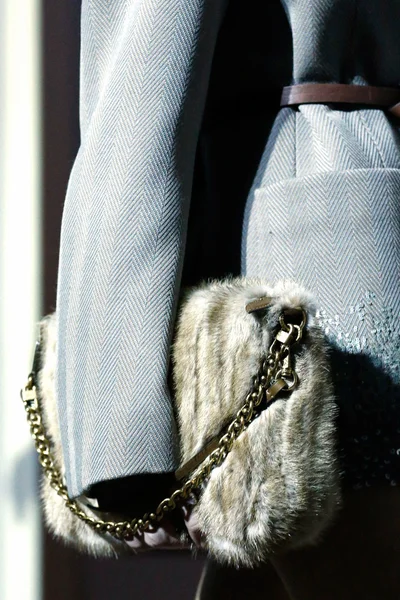 Look 38